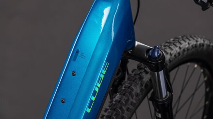 CUBE REACTION HYBRID PERFORMANCE 600 EASYENTRY ELECTRICBLUE DAZZLE 2026