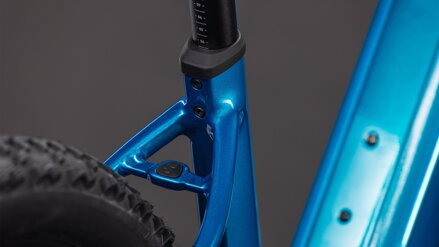 CUBE REACTION HYBRID PERFORMANCE 600 EASYENTRY ELECTRICBLUE DAZZLE 2026