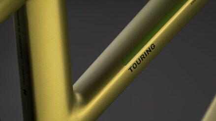 CUBE TOURING HYBRID PRO 800 TRAPEZE GOLDENLIME BLACK 2026