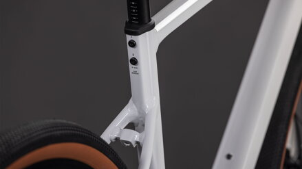 CUBE NUROAD EX COTTON GREY 2026