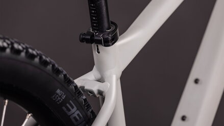CUBE AIM PRO GREIGE TITAN 2026