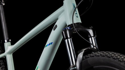 CUBE AIM RACE FROZENGRAPE TURMALIN 2025