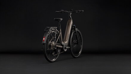 CUBE TOURING HYBRID PRO 800 EASY ENTRY METALLICUMBRA BLACK 2027